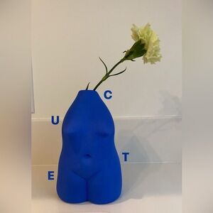 Rachel Saunders Ceramics The Woman Vase Matisse Blue